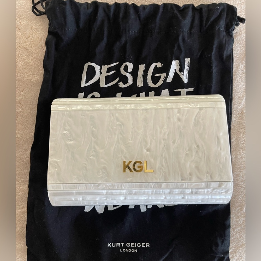 Kurt Geiger hard cover bag. Chain strap. - Picture 5 of 6